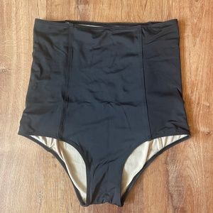 Kortni Jeane Extended High Waist Bottoms - XS